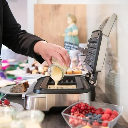 מלון Liho - Einfach 4*