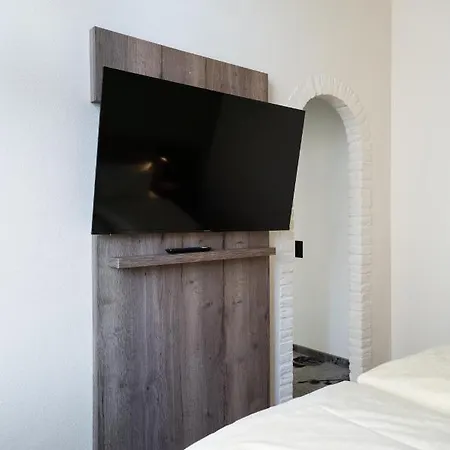 Liho - Einfach Hotel 4*