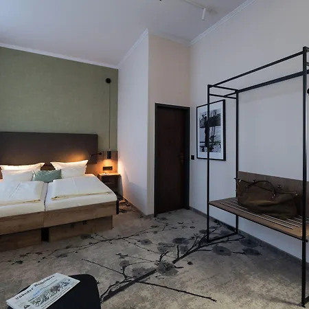 Liho - Einfach Hotell 4*