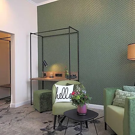 Liho - Einfach Hotel 4*